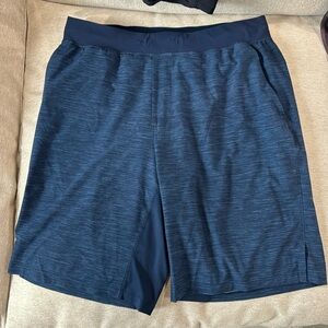 Men’s lululemon unlined xl